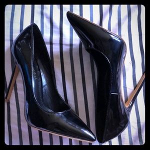 Black Heels Pumps